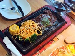 岩烤牛排-必胜客(会展店)