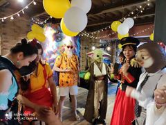 -玩坞轰趴馆·户外团建聚会主题生日派对馆(世豪广场店)