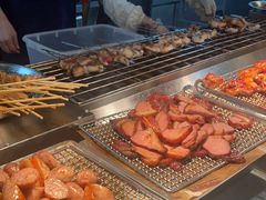 -四囍码头海鲜烧烤自助火锅(外滩南京东路悦荟广场店)