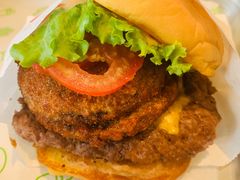 芝士牛肉蘑菇堡-Shake Shack(成都太古里店)