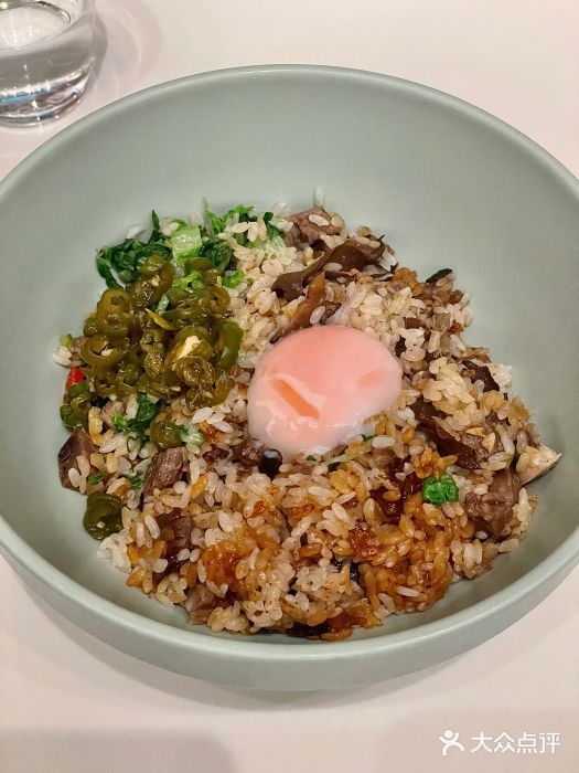 胡麻(静安嘉里店)牛脸颊肉拌饭图片
