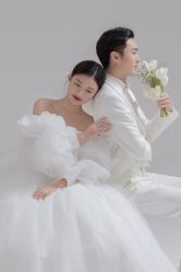 -雨墨婚纱摄影工作室