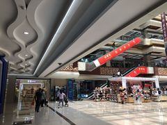 -汉口北国际商品交易中心品牌服装城
