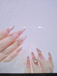 -进巍美甲美睫