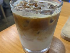 燕麦冰拿铁-素咫咖啡CLIFEROSE