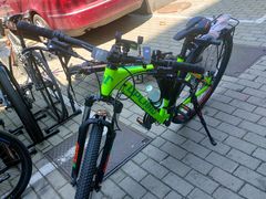 -道路口单车爱瓦士dahon大行