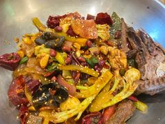 -拿渡麻辣香锅(世茂广场·工三店)