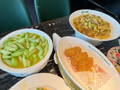 -新白鹿餐厅(虹桥南丰城店)
