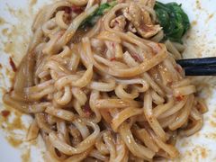 -华威达牛庄(黄埔大道西店)