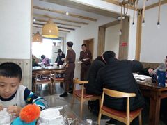 大堂-韩邦朝天锅