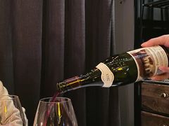 红酒-壳里西餐厅Coquille Seafood Bistro(蒙自路店)