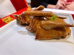 脆皮乳鸽-肆月河豚·新淮扬(金融街店)