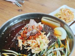 -百年石锅饭·朝鲜族传统民餐