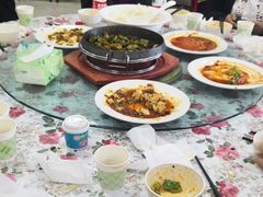 -青海特色美食小炒炕锅牦牛肉火锅