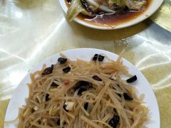-明月食府(二区干二路店)