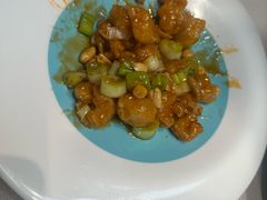 宫保鳕鱼丁-悦海·家宴·冰花皮皮虾大锅贴(宝龙店)