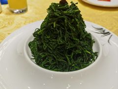 炝拌草原沙葱-德乐海蒙餐