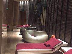 -天津梅江中心皇冠假日酒店