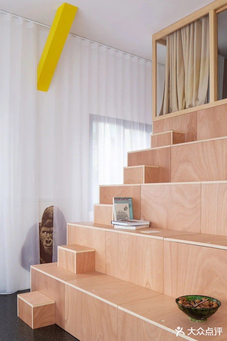 只有可以漫步的异形立面