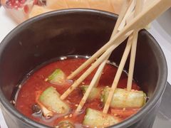 -红鼎豆捞·非遗鲍皇汤火锅(宝丰路店)