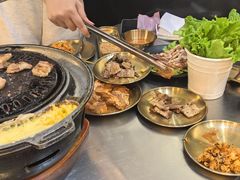 -胡悦里韩式烤肉(芝罘万达广场店)
