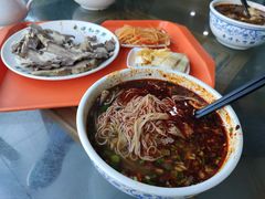 -吾穆勒蓬灰牛肉面·清真(北滨河中路店)