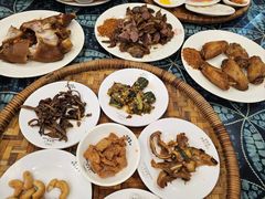 -桥香园云南过桥米线(金马碧鸡店)