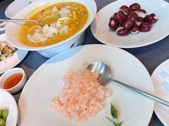 -HOMES上海本帮菜(襄阳公园店)
