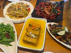 -隔壁老王·家常云南菜(花巷店)