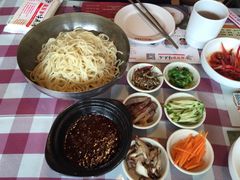 -益百岁牛尾汤(香山路店)