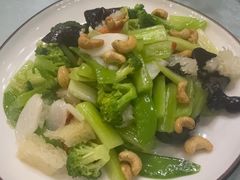 -六和聚传统烤鸭.天津菜(和平店)