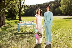 -雪中彩影婚纱摄影·微光艺术中心