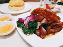 -香港新发烧腊茶餐厅(水围店)