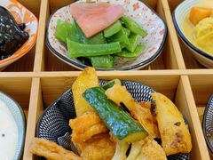-轻蔬不用等·素食(江苏路店)