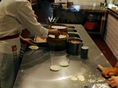 -小六汤包(亚欧店)