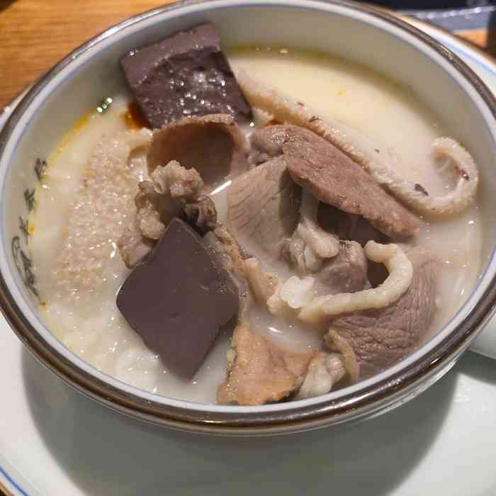 羊务局·羊汤泡饭-"味道不错,装修可以,环境看着不错.点了羊.