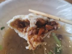麻辣香菇鸡丁包-老陶包子铺(南大西南村店)