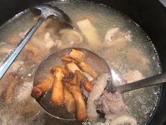 -匠心牛公馆·潮汕牛肉海鲜火锅(索菲特店)