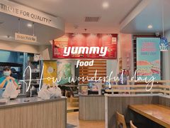 -The Habit Burger Grill 哈比特汉堡(世博店)