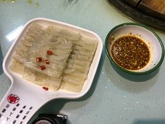 -鱼窝棚柴火铁锅炖(富山屯店)