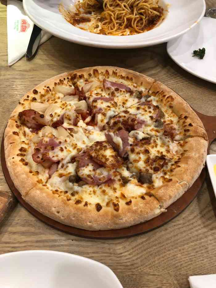 棒约翰比萨(青岛万象城店)-"5.17吃货节中的披萨餐券,选的夏威夷披.