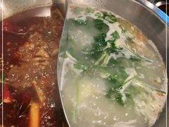 -老成都市井火锅阿泥頭火锅公司(海宁长安佳源中心广场店)