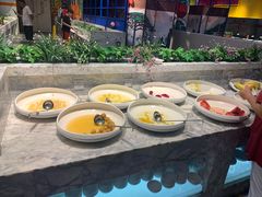 自助调料区-火锅岛潮牌自助餐厅(天津天佑城店)