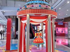 -上海来福士广场