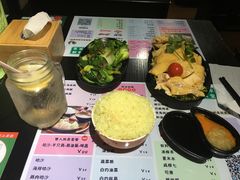 -绿柠食堂(北外滩店)