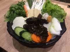 -呷哺呷哺(新世界百货望京店)