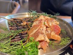 -草家酱蟹炭火烤肉店(珲春南路一店)