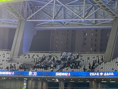 -上海体育场