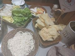 -四点金粥底火锅(沂州里店)