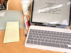 -星巴克臻选(莘庄仲盛店)